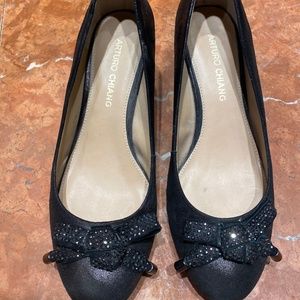 Arturo Chiang women’s black suede leather wedges